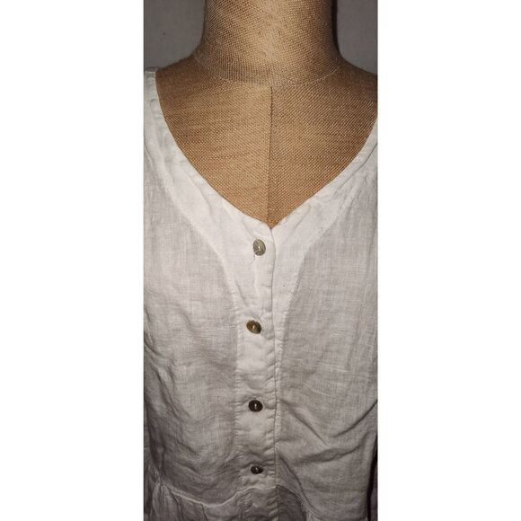 NWT FRANCESCA BETTINI 100% Linen short sleeve button up top. Made in Italy. Size - Picture 3 of 10